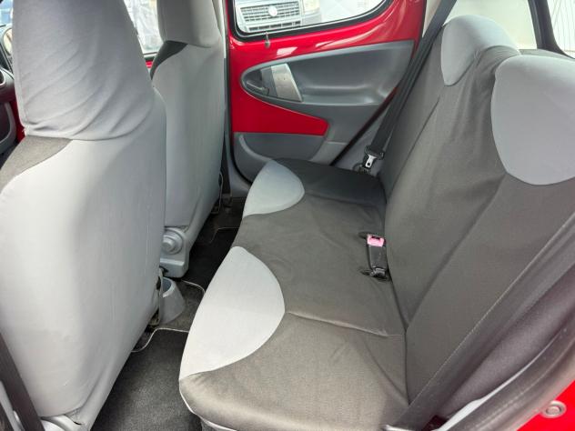 Peugeot 107 1.0 68CV 5p. Desir - Foto 8