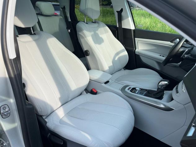 Peugeot 308 PureTech Turbo 130 S&S SW Allure - Foto 9