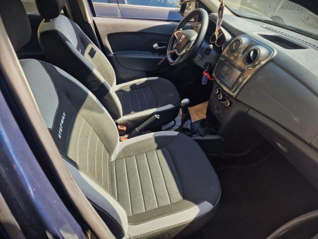 DACIA Sandero 1.5 dCi Stepway Prestige Restyling- 2017 - Foto 7