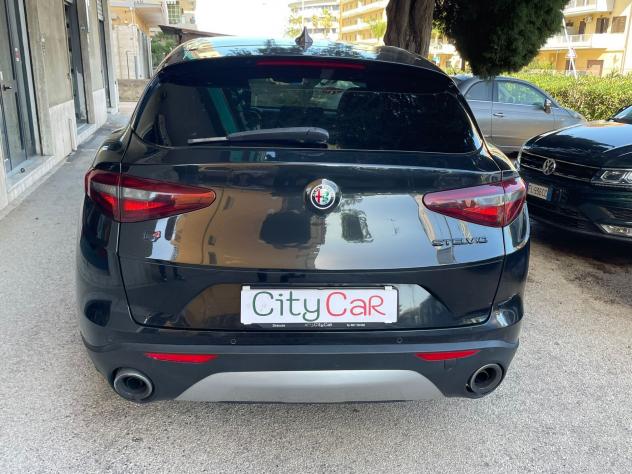 Alfa Romeo Stelvio 2.2 Turbodiesel 180 CV AT8 RWD Super - Foto 2
