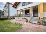 Villa di 300 m² con 5 locali in vendita a Beinasco
