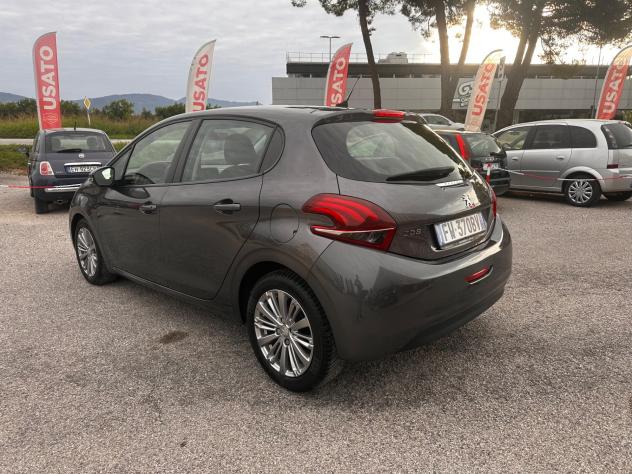 Peugeot 208 PureTech 68 5 porte Active - Foto 6