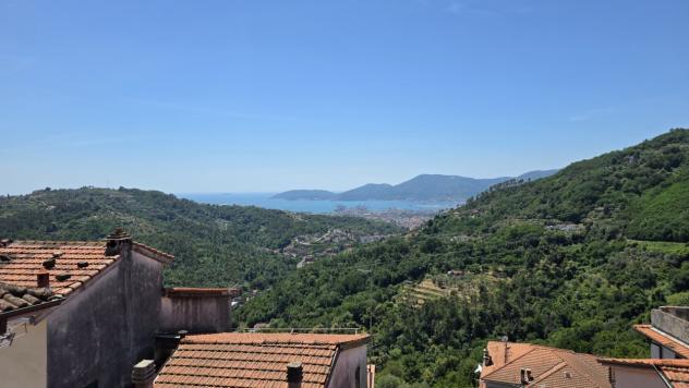 Terratetto in vendita a Vezzano Ligure