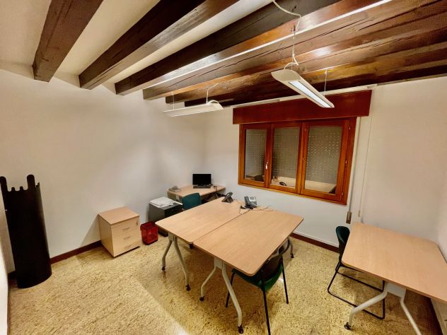 Marghera affittasi villa uso direzionale - Foto 6