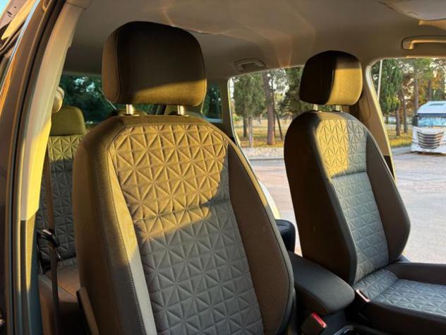 VOLKSWAGEN Tiguan 2.0 TDI 150 CV SCR DSG Life rif. 24072962 - Foto 9