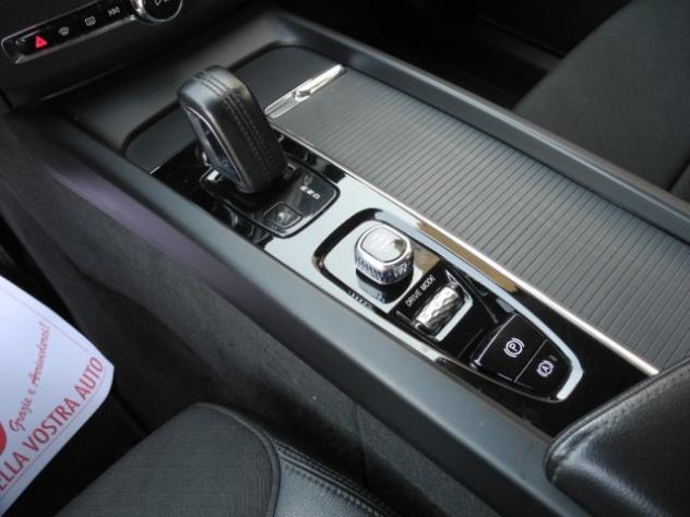 VOLVO XC60 2.0 D AWD Geartronic Business Plus Hybrid autom. rif. 24208763 - Foto 9
