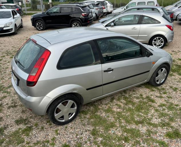 Ford Fiesta 1.2 16V 3p. Ghia Neopatentati - Foto 7