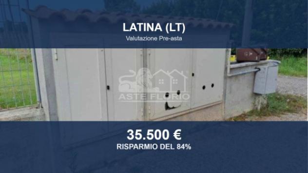 Immobile in asta di 181 m², box auto in vendita a Latina