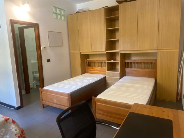 Monolocale con due posti letto in bocconi - Foto 12