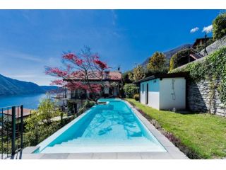 Villa con piscina per 10 persone