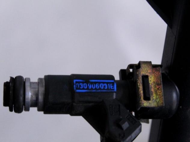 030133319L TUBO INIEZIONE E SERIE INIETTORI BENZINA VOLKSWAGEN POLO 6N1 6V2 1.4 B 44KW 5M 5P (1997) RICAMBIO USATO 030906031E - Foto 5