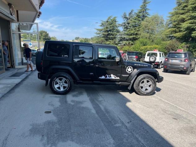 Jeep Wrangler Unlimited 2.8 CRD DPF Rubicon Auto - Foto 8