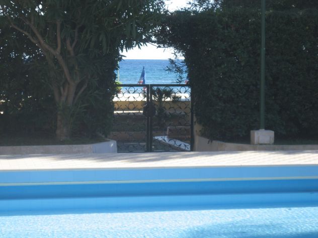 Affitto grande monolocale per 4 persone con piscina Condominio Mare Verde - Foto 8