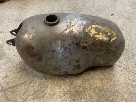 Gilera 175 extra e rossa extra serbatoio