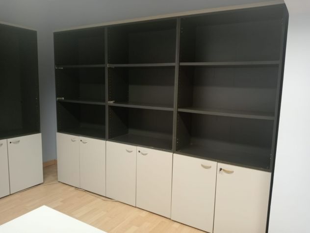 Armadi alti portadocumenti / Libreria  MOBILI per UFFICIO - Foto 5