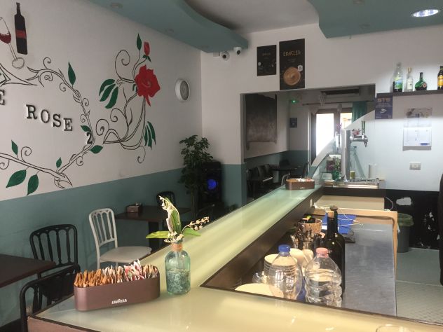 ARREDAMENTO BAR - Foto 2