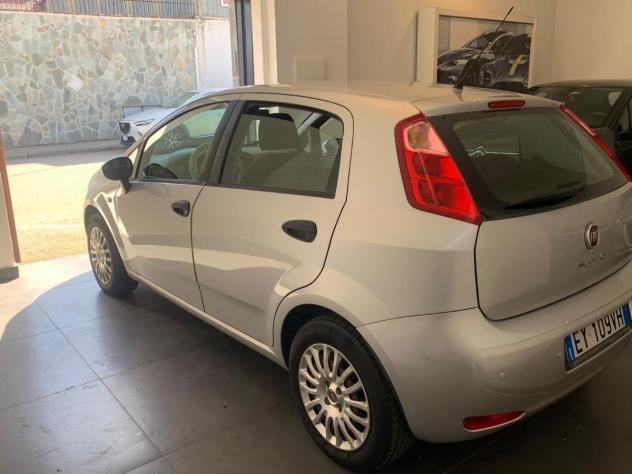 FIAT - Punto - 1.2 8V 5p. Street GPL - Foto 3