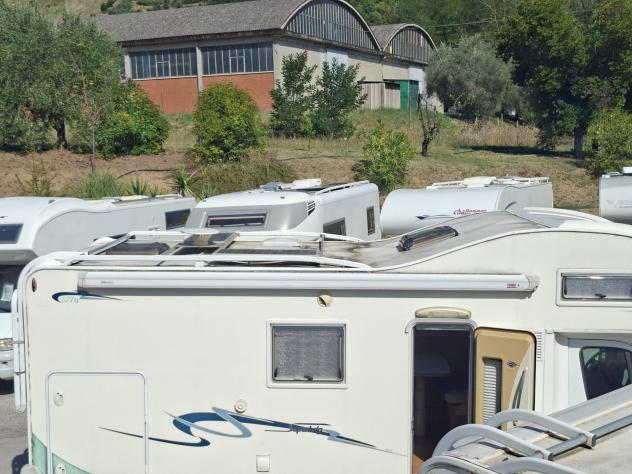 CAMPER RIMOR FORD MANSARDATO 6 POSTI DINETTE GARAGE LETTO MATRIMONIALE FOTOVOLTAICO CLIMATIZZATORE CAMPEGGIO USATI GENERALI 1750 - Foto 5