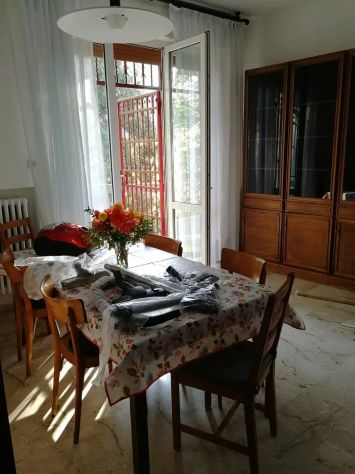 AFFITTASI POSTO LETTO IN DOPPIA ZONA MURRI PER STUDENTESSE - Foto 5