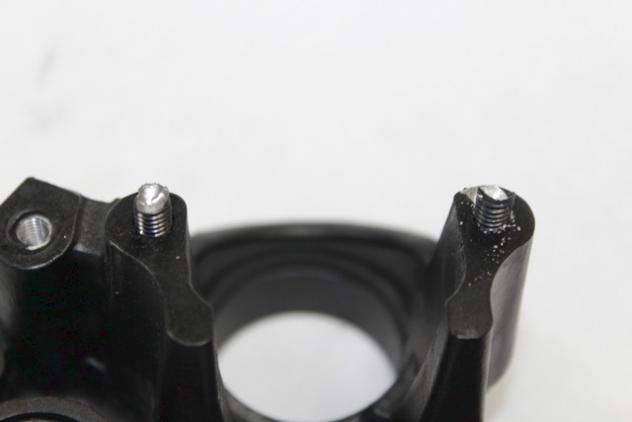PIASTRA SUPERIORE FORCELLA KAWASAKI ER-6N 2009 - 2011 440390089 UPPER LOWER FORK PLATE VITI BLOCCHETTO DA RIMUOVERE - Foto 3