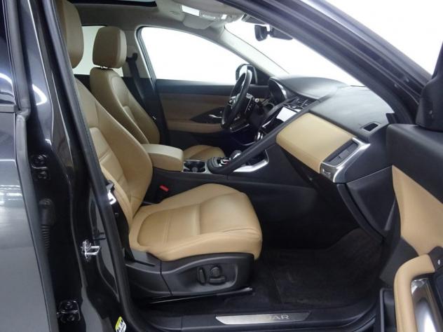 Jaguar E-Pace 2.0D I4 163 CV AWD Auto SE - Foto 3