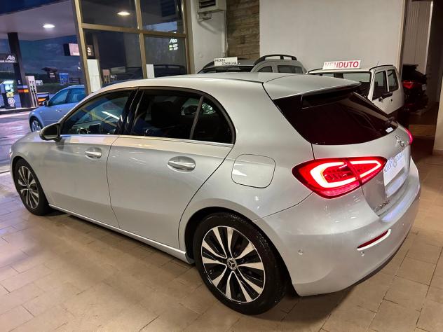 MERCEDES Classe A (W177) A 180 d Automatic Business Extra - Foto 3