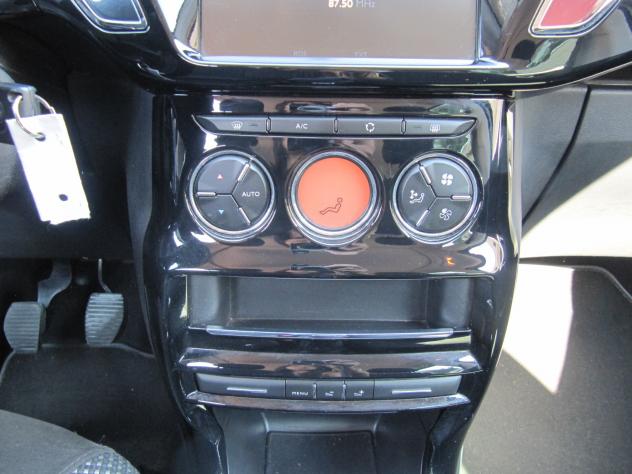 Citroen C3 BlueHDi 75 Exclusive - Foto 8