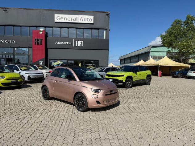 FIAT 500C Hybrid Hybrid La Prima
