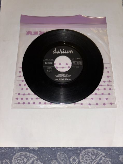 VINILE RARO 45:DORI GHEZZI”CASATSCHOK”-“PER UN ANNO CHE SE NE VA”1’STA - Foto 2