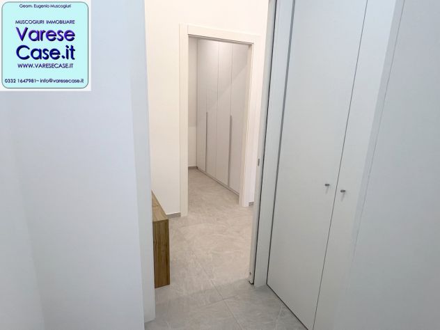 MONOLOCALE di lusso in AFFITTO in VARESE (utenze incluse) - Foto 7