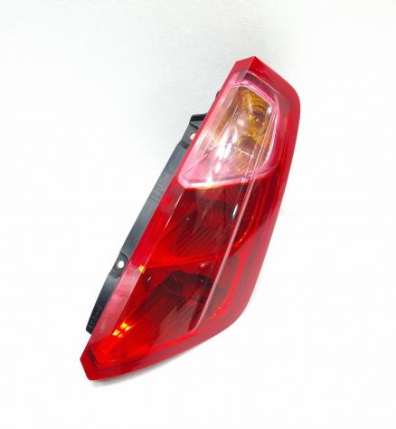 STOP FANALE POSTERIORE DESTRO FIAT Grande Punto 1° Serie 517015900 (0508)