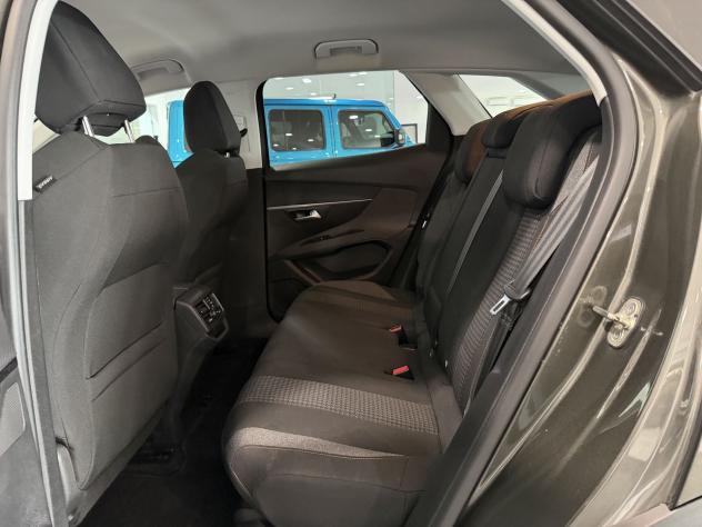 Peugeot 3008 BlueHDI 130 S&S - Foto 8