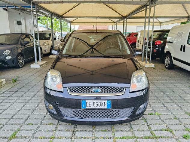 Ford Fiesta 1.4 TDCi 5p. Ghia - Foto 2