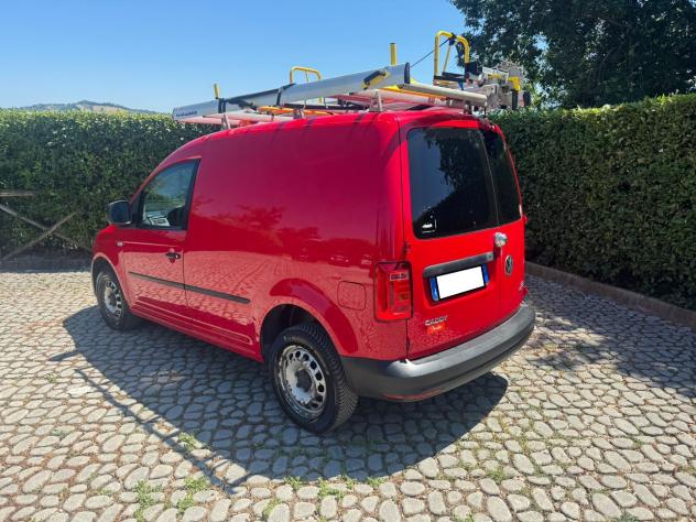 VW Caddy 2.0TDI 122 4WD S&S Bus. Off. Mobile 2016 - Foto 3