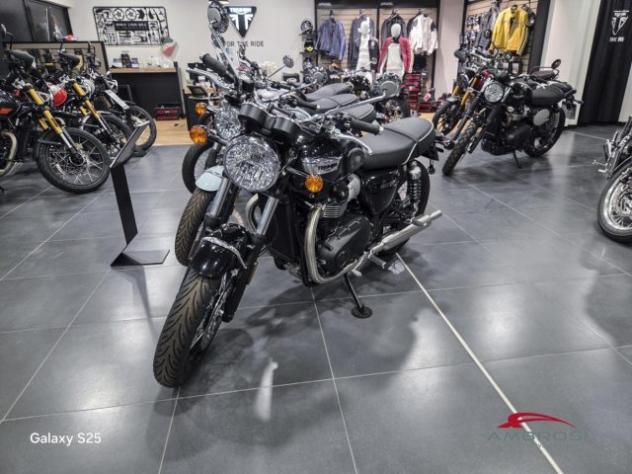 TRIUMPH Bonneville T100 (MY21) rif. 23168889
