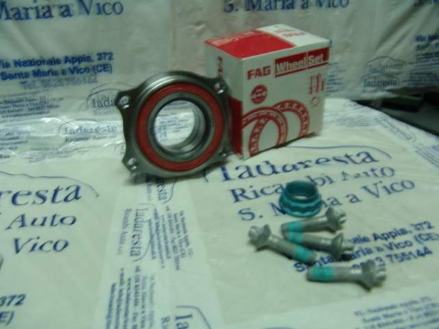 Kit cuscinetto ruota anteriore Classe C W204 A2309810127