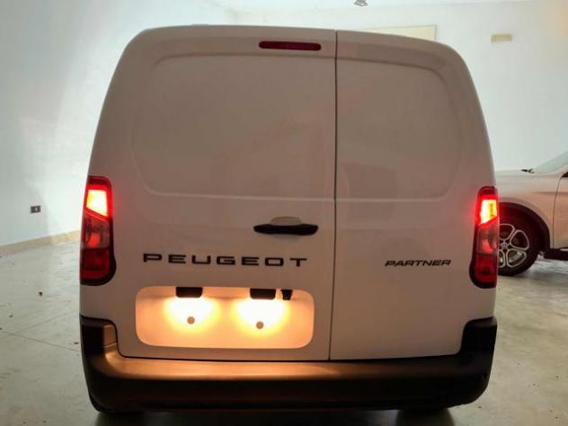PEUGEOT Partner BlueHDi 100 S&S PL-DC Furgone Mobile rif. 24141423 - Foto 5