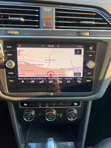 Volkswagen Tiguan 2.0 TDI SCR Business BlueMotion Technology - Foto 10