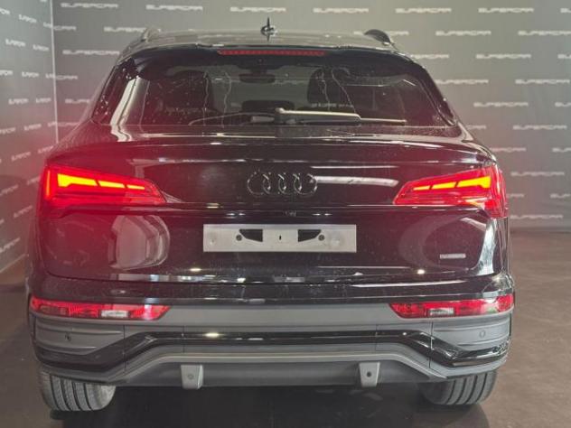 AUDI Q5 SPB 40 TDI S tronic Identity Black rif. 24008612 - Foto 4