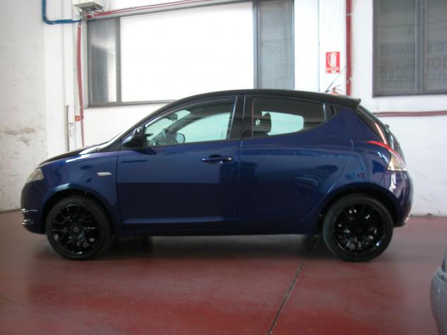 Lancia Ypsilon 1.2 69 CV 5 porte S Momodesign - Foto 5