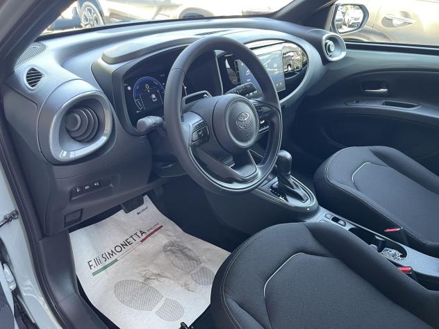 Toyota Aygo X 1.5 hybrid Icon e-cvt - NUOVO - Foto 9