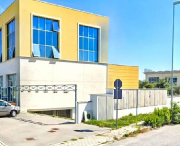 Immobile in asta di 312 m², box auto in vendita a Cascina - Foto 11