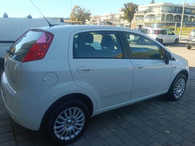 FIAT Grande Punto 1.4 5 porte Dynamic Natural Power rif. 24190778 - Foto 4