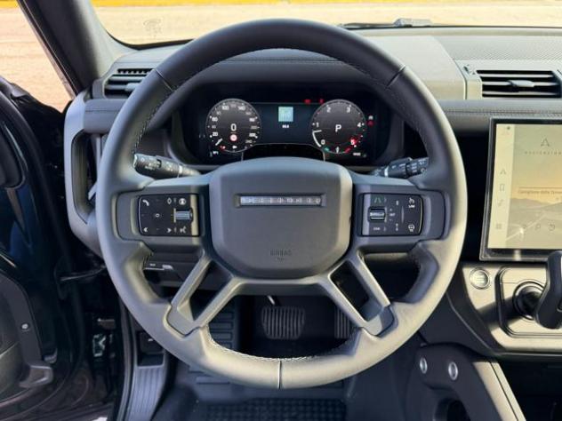 LAND ROVER Defender 110 3.0D I6 200 CV AWD Auto X-Dynamic SE rif. 23944186 - Foto 10