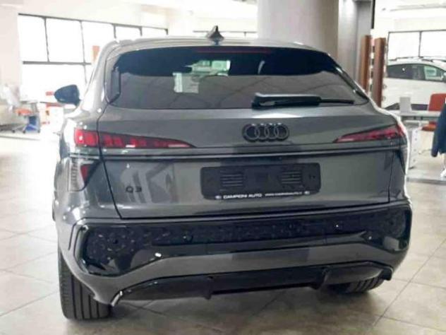AUDI Q3 Sportback 35 TDI S tronic Black Line Edition rif. 23750046 - Foto 3