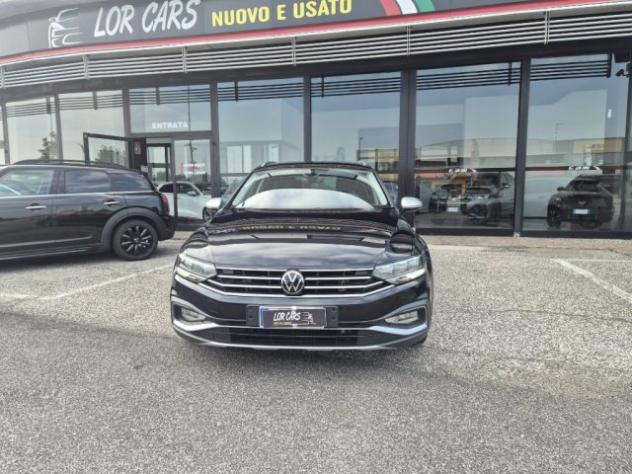 VOLKSWAGEN Passat Variant 2.0 TDI SCR 200 CV 4MOTION DSG Executive rif. 24195021 - Foto 2