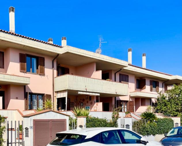 APPARTAMENTO INDIPENDENTE di 6 vani e di 180 mq (GROSSETO - Grosseto) rif. CI.562