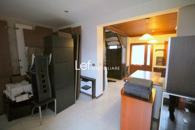 CASA AFFIANCATA di 10 vani e di 349 mq (VALDOBBIADENE) rif. LC60_5 - Foto 6