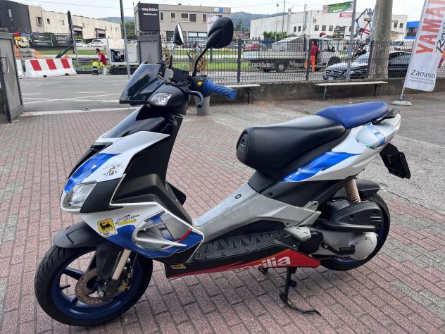 Aprilia SR 50 scooter 50 motore 2T POCHI KM - Foto 8