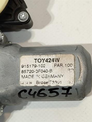 MOTORINO ALZAVETRO POSTERIORE SINISTRO TOYOTA Verso S (P120) 69840-0F040 1ADFTV (1016) - Foto 2